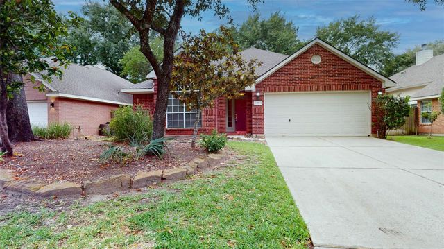 19 Auburn Path Dr — Wdlnds Village Alden Br 47