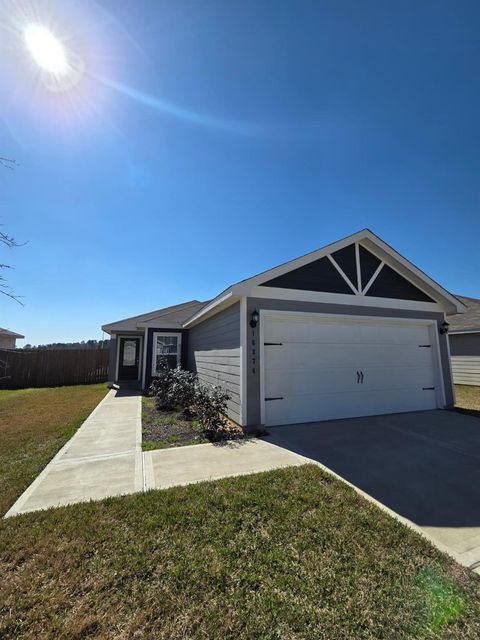 16374 Sweet Grove Dr — Sweetwater Ridge