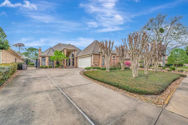 2019 Spring Field Rd — Bay Forest