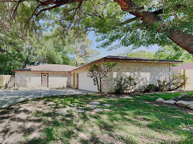 11202 Vienna Ct — Bonaire Sec 02