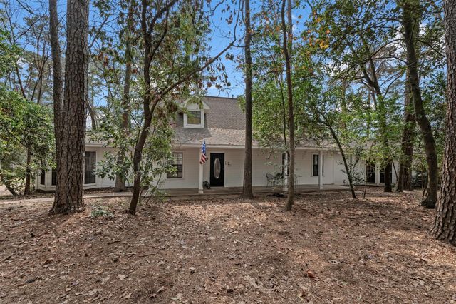 2322 Shadow Glen — Spring Forest