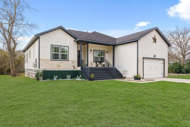 5129 Shady Oaks Ln — Wedgewood Village Sec 3