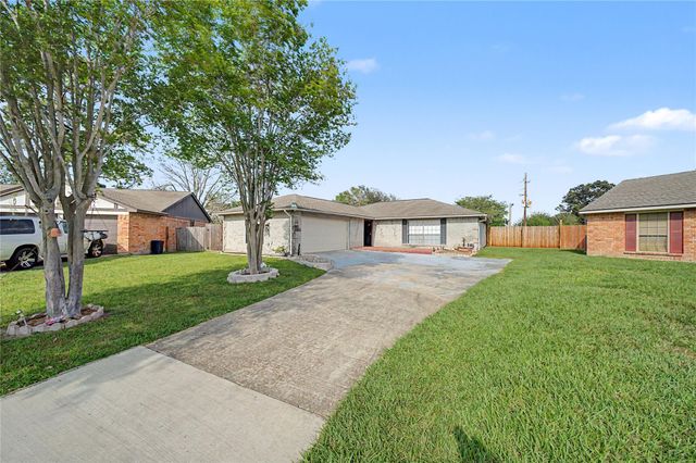 19834 Lions Gate Ct — Kenswick Sec 01 R/P