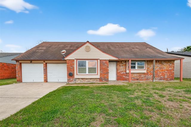 512 Harold Ln — Glen Arbor Sec 04