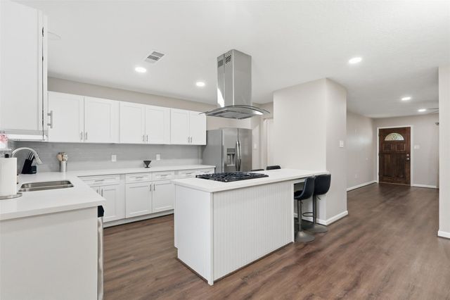 3517 Longwood Dr — Tanglebriar Sec 03