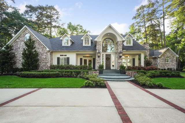 2207 Longmire Rd — Wedgewood Estates