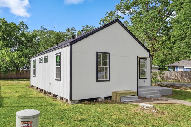 300 Hafer St — Brownwood