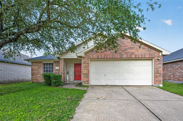 7919 Pelican Ln — Hunters Chase