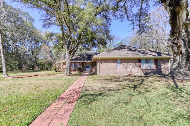 11234 Champion Wood Dr — Champion Wood
