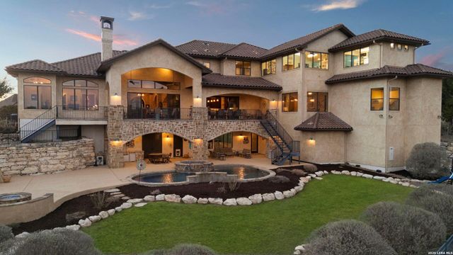 1039 Bluewater Place — MYSTIC SHORES