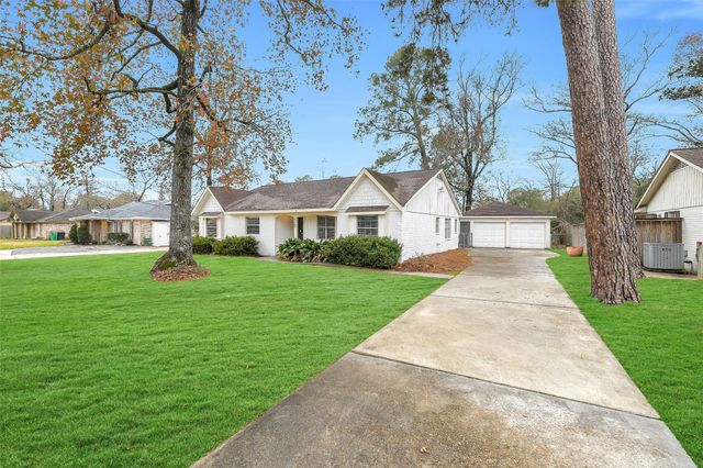 25403 Glen Loch Dr — Timber Lakes 01