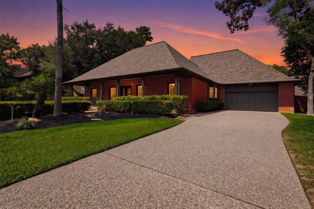 6118 Hampton Way Ct — Northampton Estates Ph 01