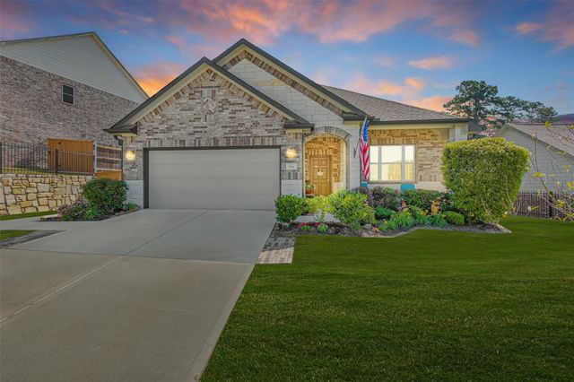 954 Golden Willow Ln — Wedgewood Forest