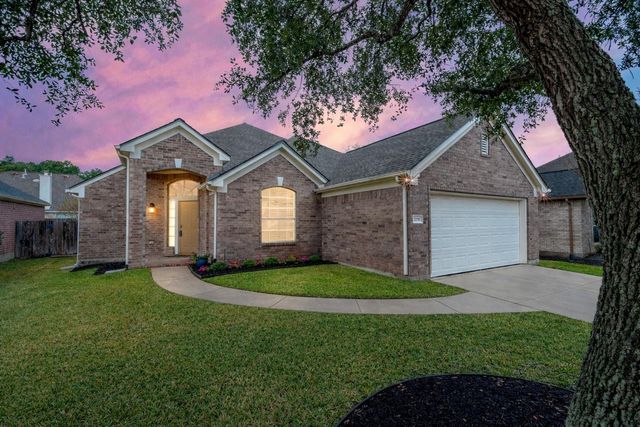 2218 Louetta Brook Ln — Louetta Woods