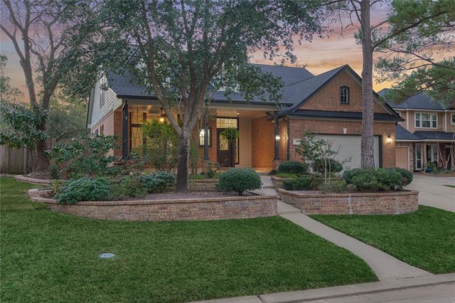 168 Bristol Bend Cir — Wdlnds Village Alden Br