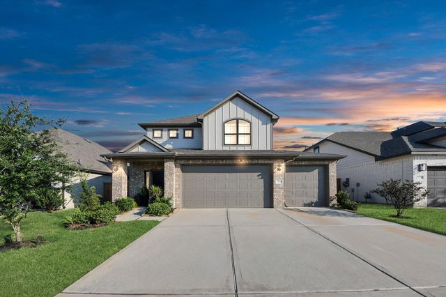 12815 Firbrae Dr — Balmoral Sec 22