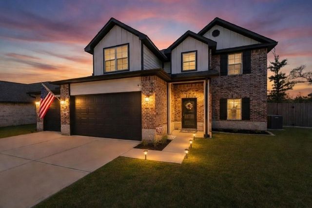 6138 Hazel Lake Drive — Deer Trail Estates