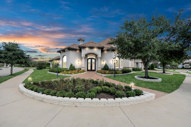 7 Haven Shore Ln — Riverstone