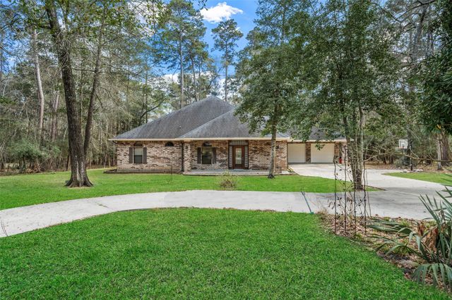 2320 Stableridge Dr — Carriage Hills 01