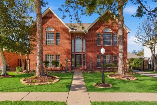 6715 Trimstone Dr — Village Grove Sec 02-A