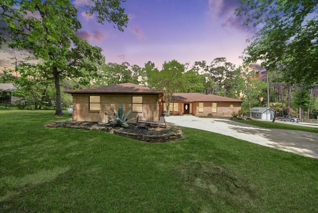 24815 Red Oak St — Allenwood