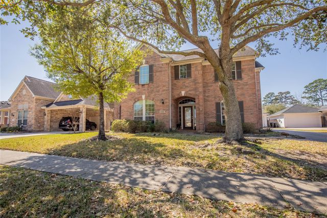 19519 Piney Lake Dr — Country Lake Estates Sec 01