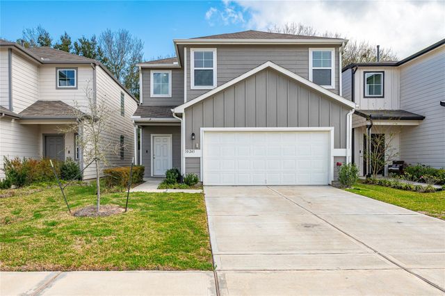 10243 Gates Mill Rd — Clearwick