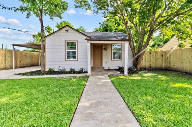 807 Aron St — Wright J W