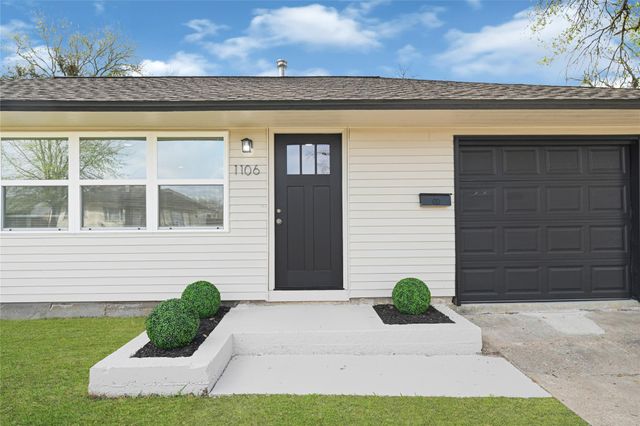 1106 Pauline Ave — Frontier East Sec 03