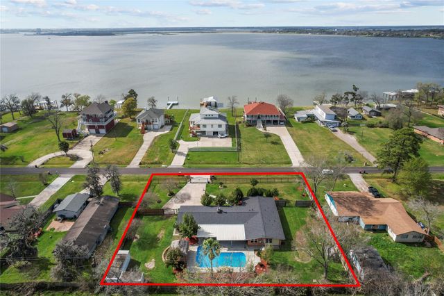 505 S Burnett Dr — Lakewood Sec G