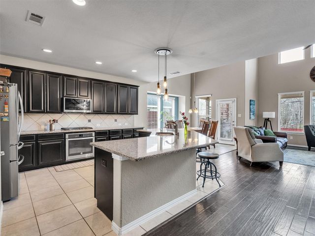 2704 Oxbow Blf — Province Village Residential
