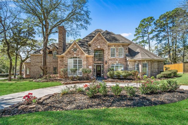 22 Royal Dalton Cir — Wedgewood 01