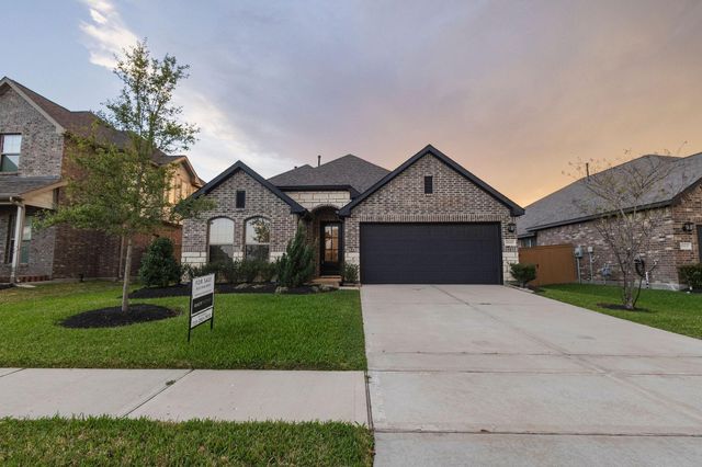 15655 Baronial Castle Dr — Balmoral Sec 22