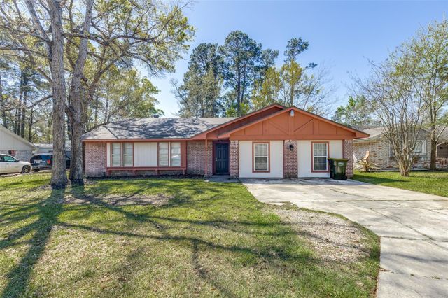 114 Belvedere Dr — Woodsway 02