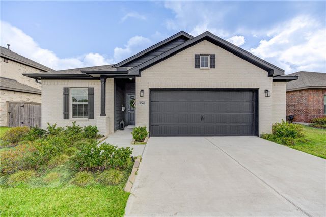 5009 Coral Vine Ct — Massey Oaks Sec 1
