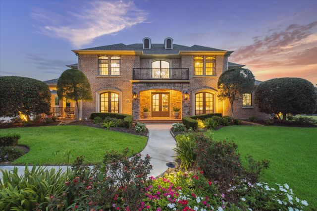 1002 Cowards Creek Ct — Van Bockel Unrec