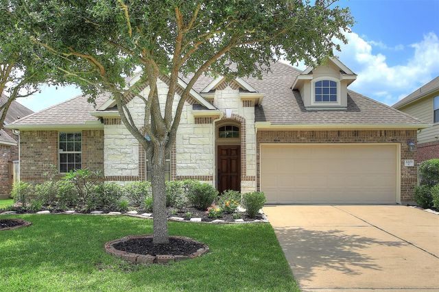 2203 Summit Pass Ln — Magnolia Creek Sec 10 2008