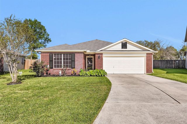 4802 Comal River Loop — Creekside Village 01