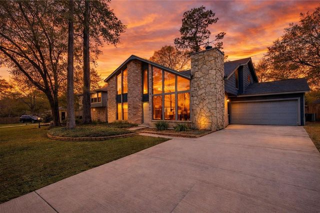530 Enchanted Ln — Enchanted Oaks Sec 04 R/P
