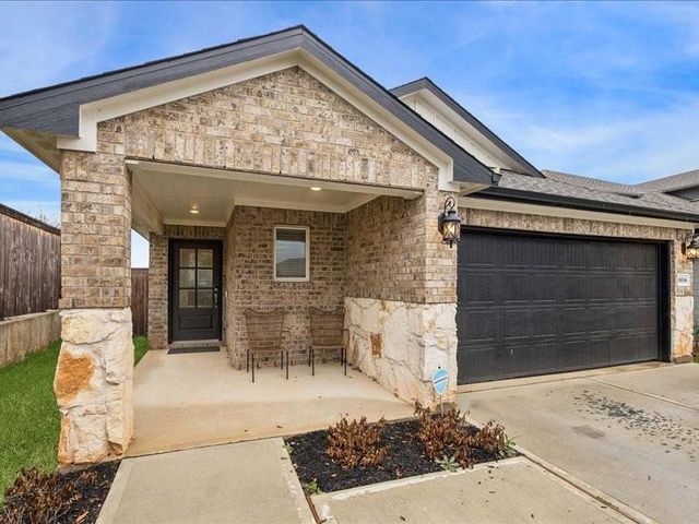 6936 California Black Oak Dr — Montgomery Oaks