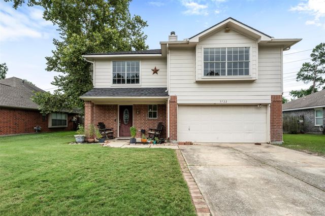 3722 Oaklace Dr — Forest North
