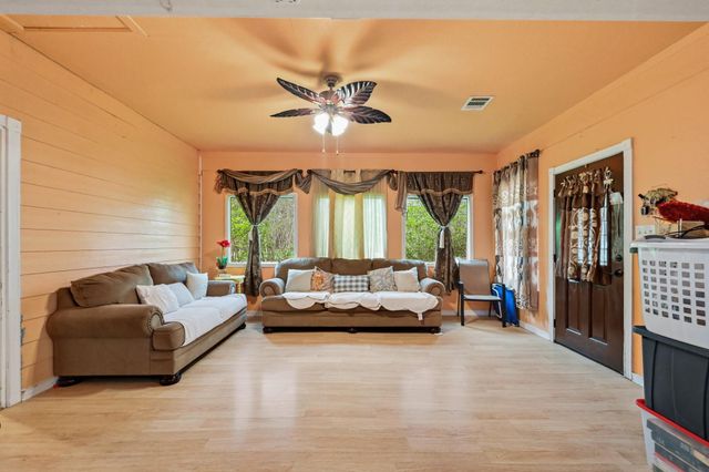 2137 Honey Tree St — Running Deer