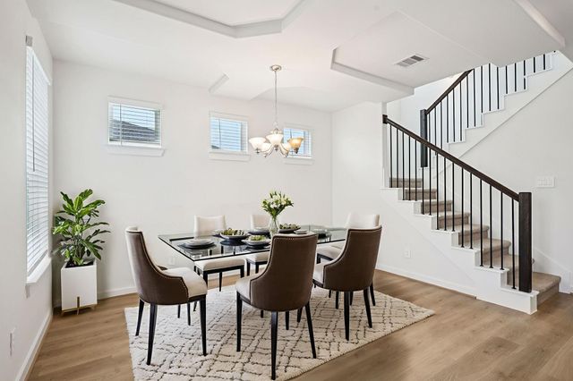 6005 Mockingbird Lodge Ln — Massey Oaks Village
