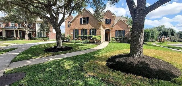 8111 Placid Point Ct — Fall Creek Sec 02