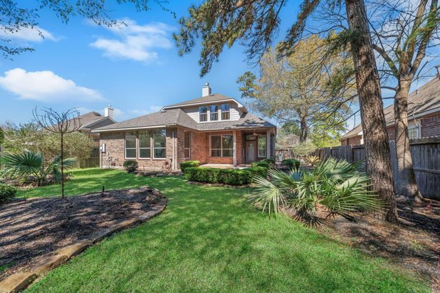 7 Sovereign Way — Wdlnds Windsor Lakes