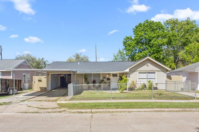 1211 Trimm Ave — Frontier East Sec 02