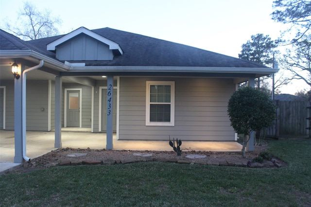 26433 EASY ST — WOODLAND LAKES