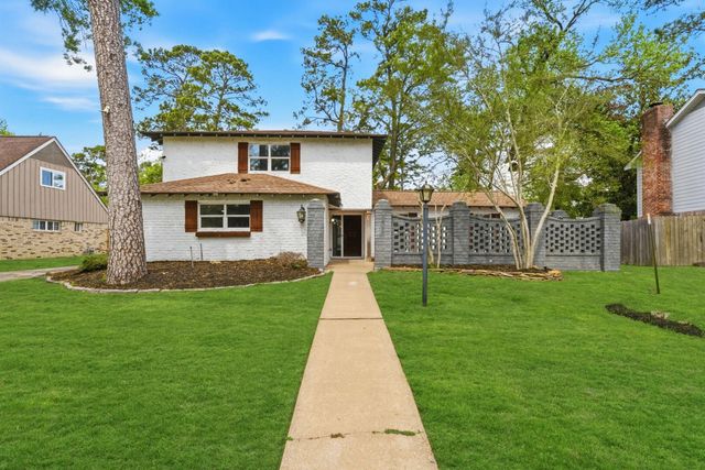 206 W North Hill Dr — Enchanted Oaks Sec 01
