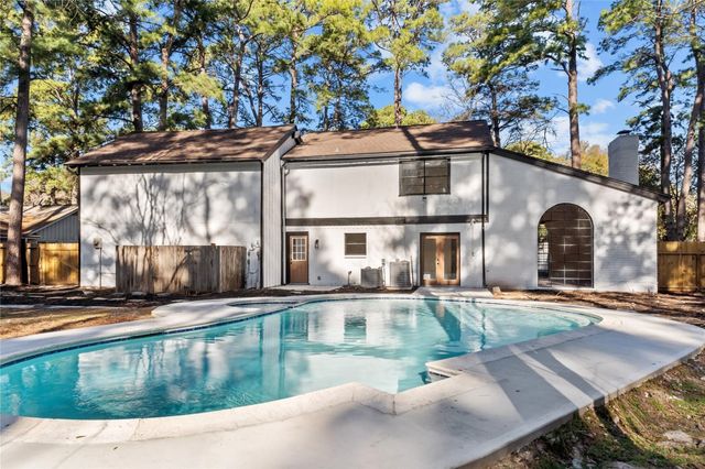 6611 Falling Waters Dr — Spring Creek Forest Sec 01