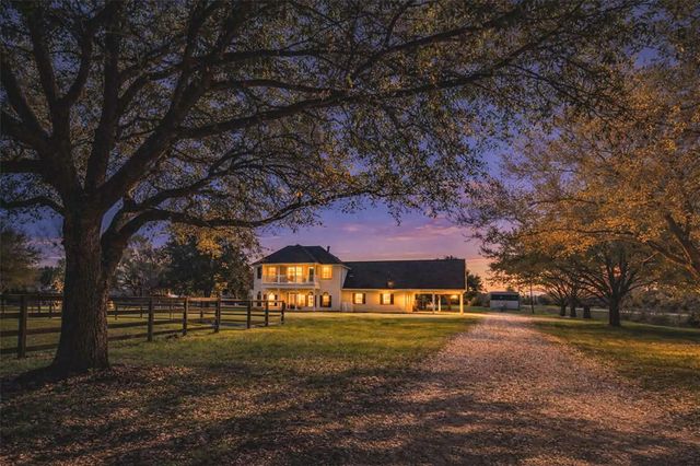 17631 Huffmeister Rd — HUTCHINSON J C JR H T & BRY